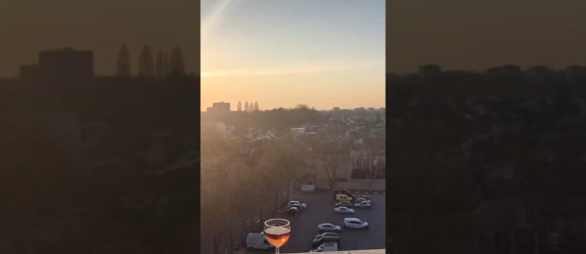 Sunst. France. Wine. Perfect.