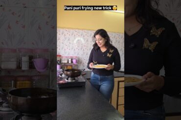 "New trick to fry pani puri papads." 🤩🤪😲 #relatable #trending #shorts