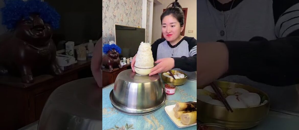 Funny eating and broadcasting