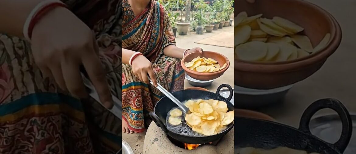Village Style Potato Chips Frying |  #shorts #cooking #recipe #PotatoChips