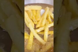 Crispy French Fries at Home 🍟 | Perfect Crunchy Fries Recipe #shorts