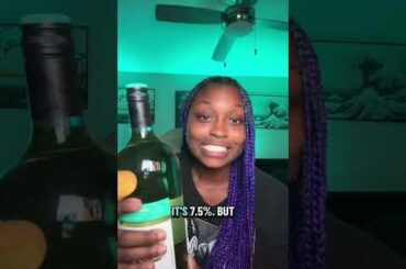 Wine Review Wednesday: Yellow Tail Moscato