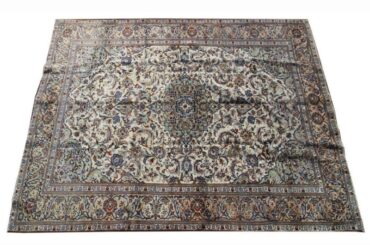 Does this Persian rug work in either of these rooms?