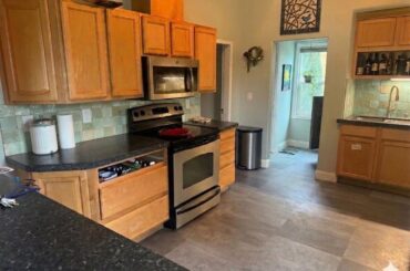 Help me pick a backsplash (last slide is current status)