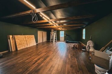 Dark or light ceiling