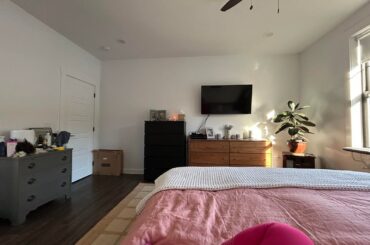 Moody-chic Bedroom Ideas