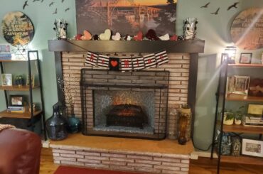 Space is getting worse not better- Help me make this painting work!