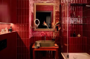 Bathroom of an apartment in Legnica, Poland. [1439x1919]