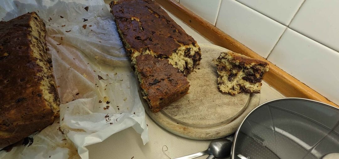 J'ai fait une brioche aux pépites de chocolat noir enrobé de Nocciolata.