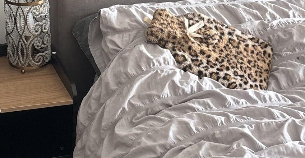 What bedside tables would match this bed?