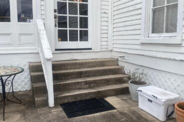 Making this entryway area more inviting