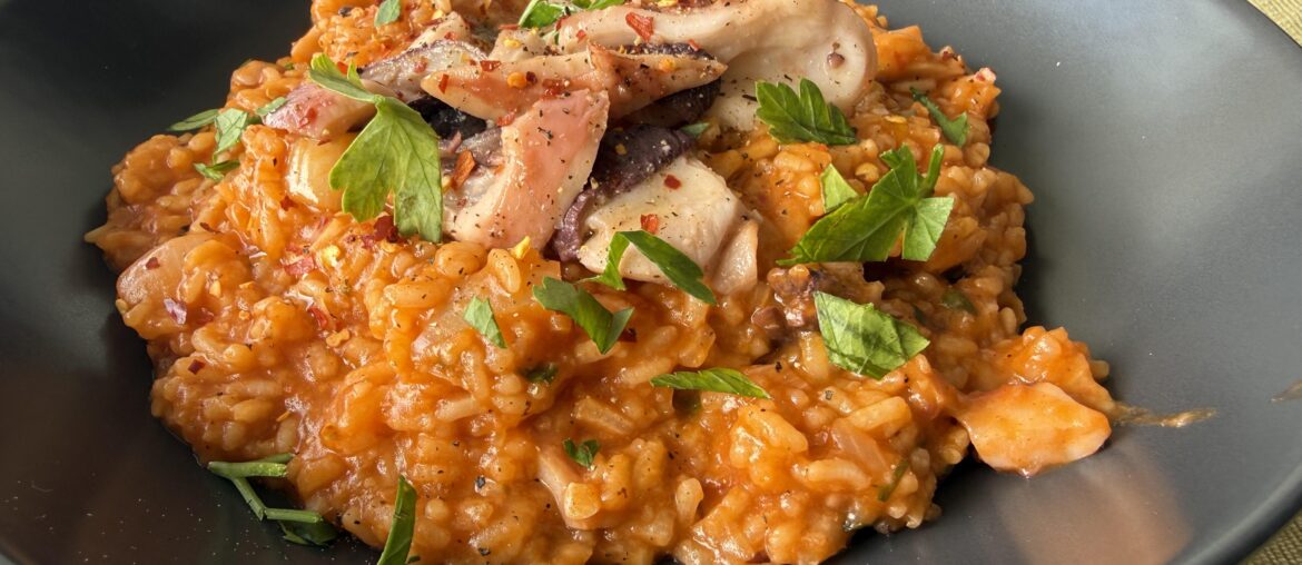 Riz au poulpe à la tomate