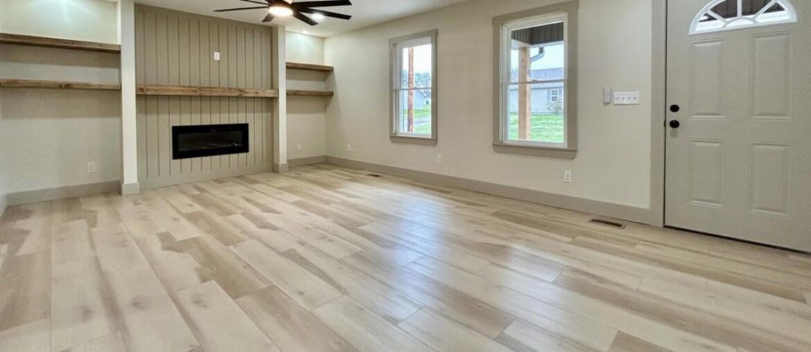 Advice on what sort of blinds/ curtains to use in living area?