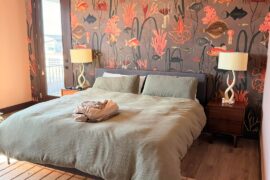 Finally making our house feel like a home 😍