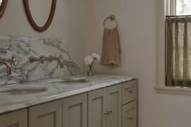 What paint color are the cabinets?