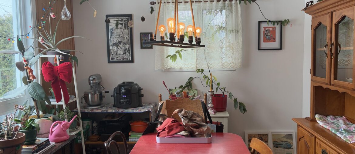 In need of advice please. I wanna change the light fixture in our dining room. Any ideas what would look great? In need of advice please. I wanna change the light fixture in our dining room. Any ideas what would look great?