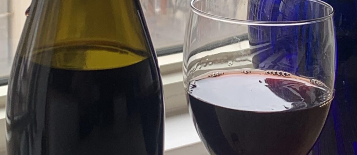 2010 Z’Ivo Pinot Noir 2010 Z’Ivo Pinot Noir