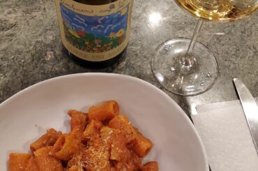 Pecorino + Pecorino: Torre de Beati Pecorino Abruzzo and Pasta Alla Zozzona