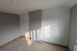 What colours to paint alcoves in twins room?