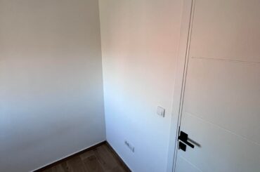 How to best design this small space as an office/gaming room