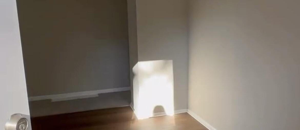 What are some good ideas for entrance here?