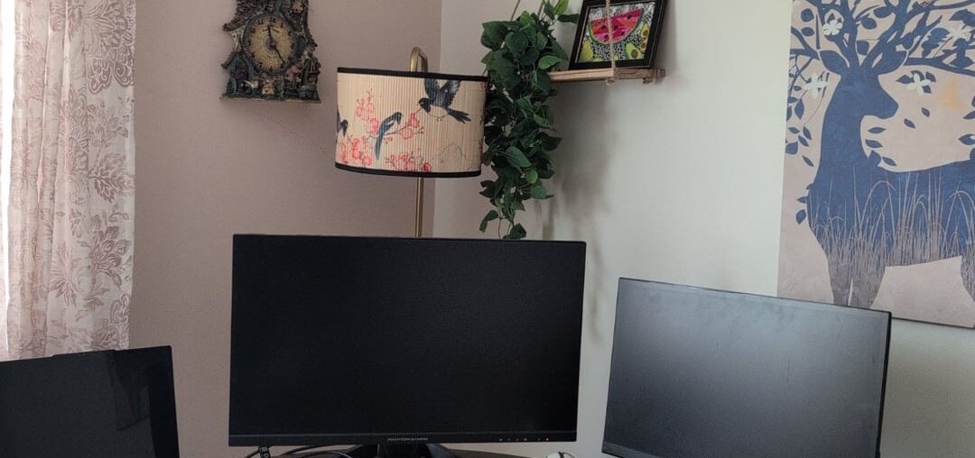 Home office corner decor help