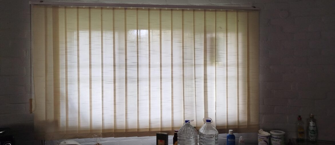 Round walls. Need advice for curtians