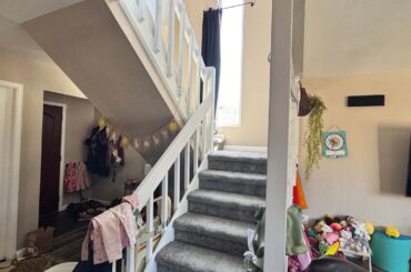 Tall window on stair landing design tips and inspo