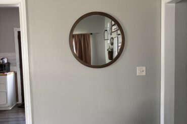 What can I put on either side of this mirror?