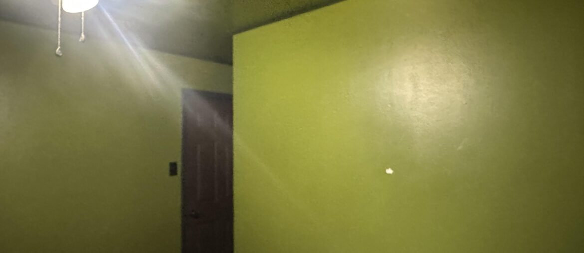 How to decorate bedroom