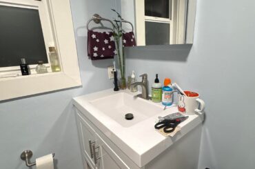 Does the towel ring look good there?