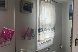 Apartment Mirror Help