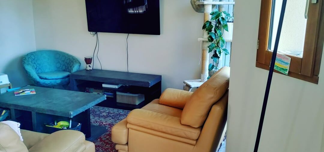 Can I make the giant arc floor lamp work in this room, or does it need to go?? Can I make the giant arc floor lamp work in this room, or does it need to go??