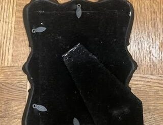 how can i hang frames with no hooks on the back?