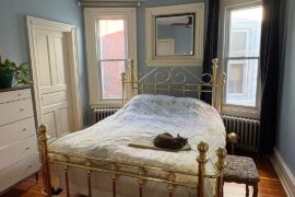 Do we love or hate the bed (+ other questions!)