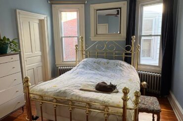 Do we love or hate the bed (+ other questions!)