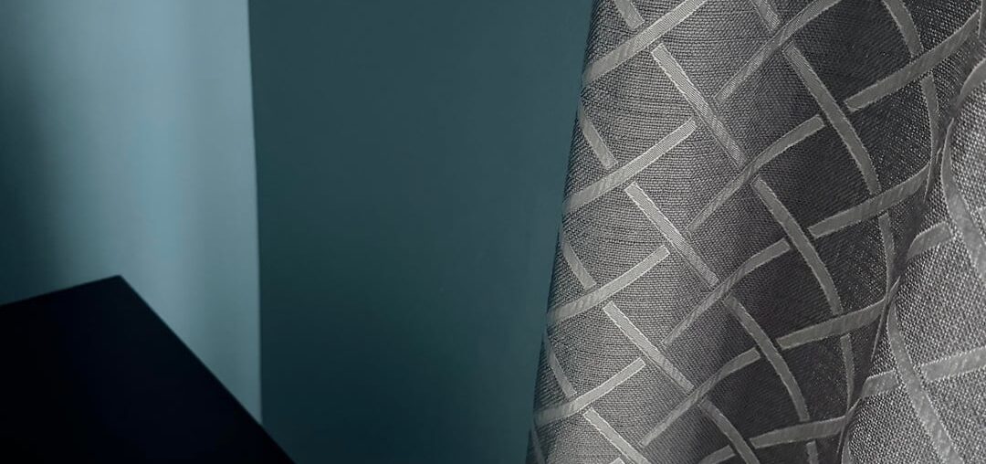 Trying to choose a solid comforter for a River Blue bedroom. Help with color and texture ideas?