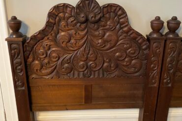 Alternate use for pair of twin carved headboards?