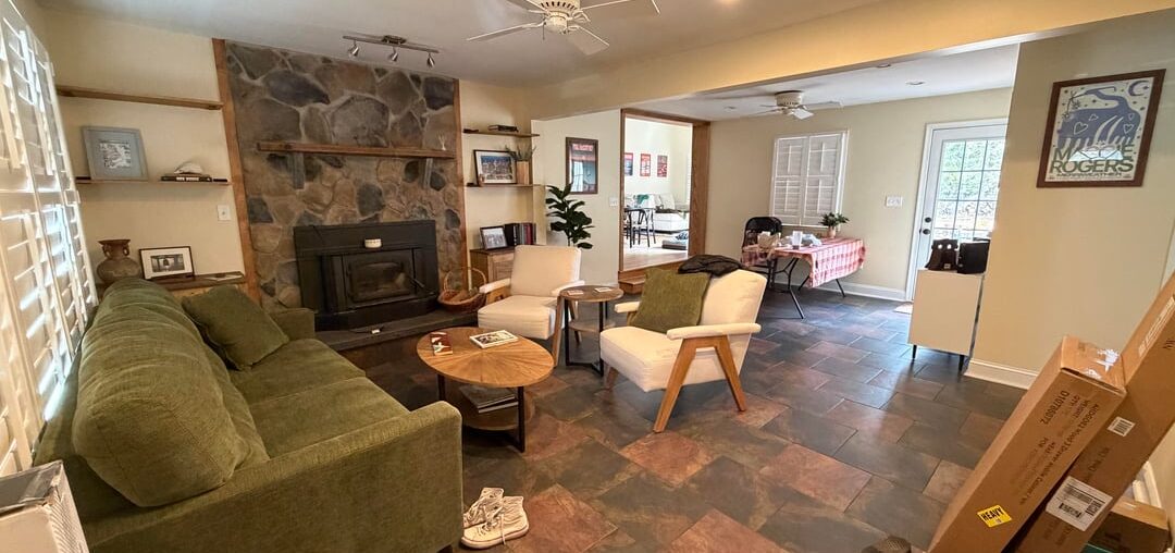 Need help deciding on rug color/shape for this room!