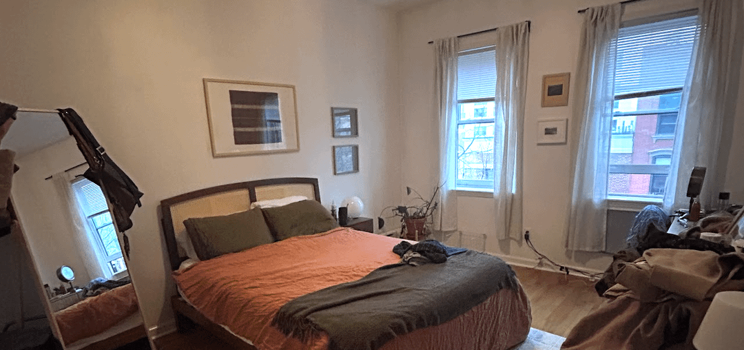 Need help with bedroom layout!