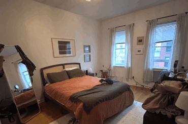 Need help with bedroom layout!