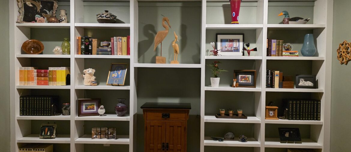 Does this look better now? My updated shelves - please take a look.