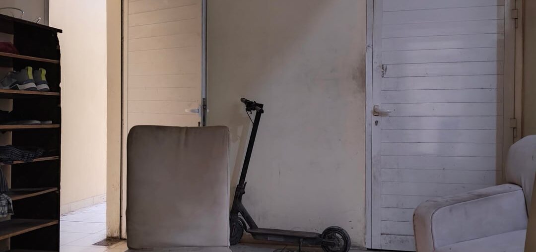 I have Rented a place but I want some modifications, Recently I used AI to Redesign my place but I'm confused which one is suitable and fit for this Living Room, need public opinions...!