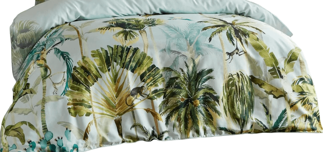 Is a patterned duvet cover giving teen bedroom