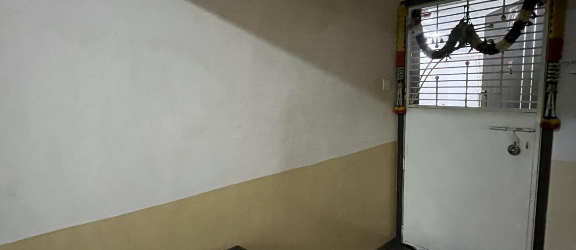 Redditors need your decor suggestions.