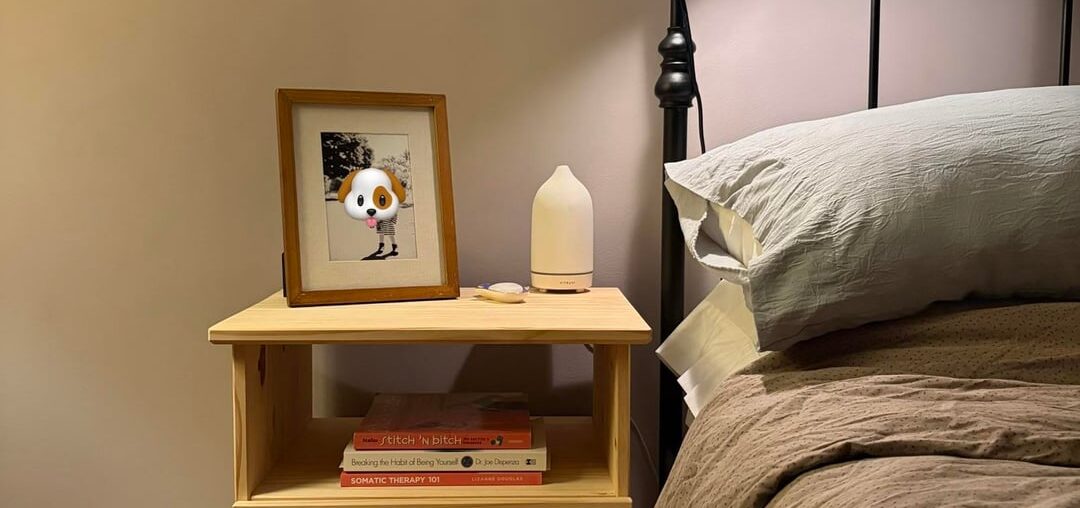 Bedside table paint?