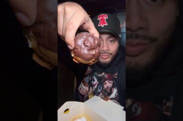 Trying Cream Puffs in Chinatown #food #fyp #foodie