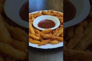 Spicy Garlic French Fries 🤤🍟 #shorts #food #viral #trending #garlicfrenchfries #frenchfries #cooking