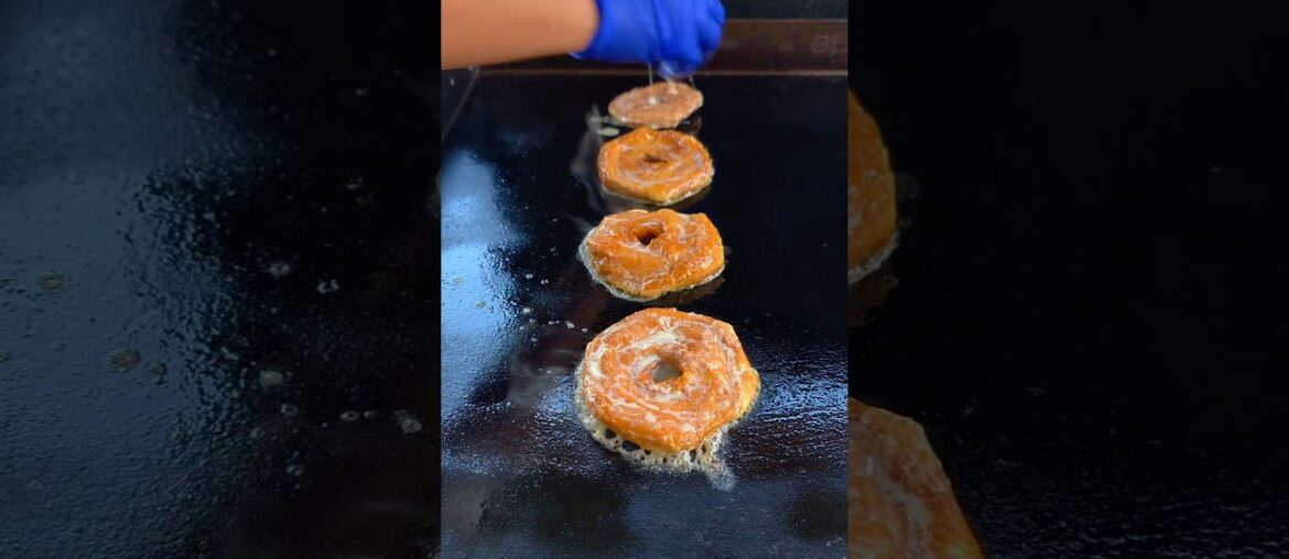 If you love French toast, you NEED to try this donut version! #FrenchToastDonut #Brunch