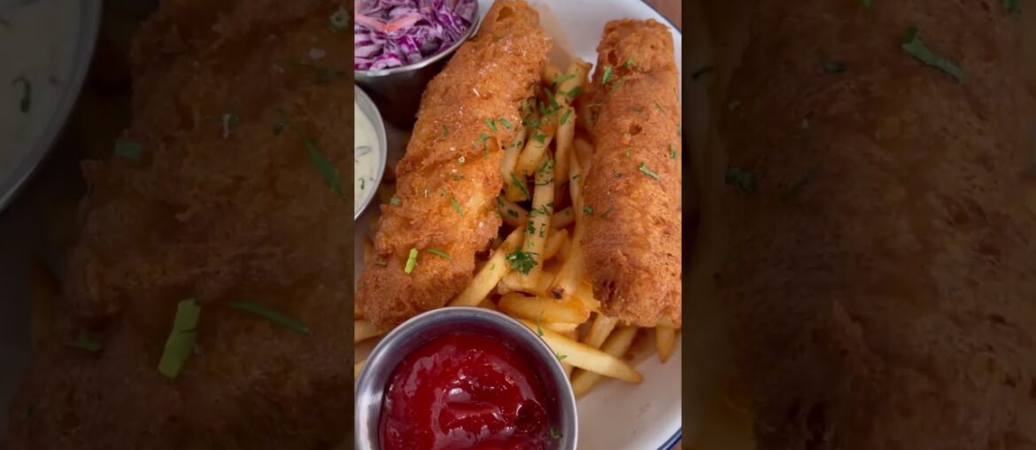 Delicious chips and fish French fries #shorts  #food  #mukbang  #viral  #foodie